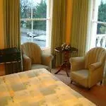 Konukevi Ardagh House 3*