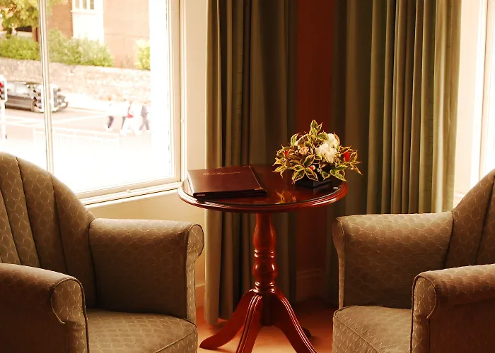 Konukevi Ardagh House 3*